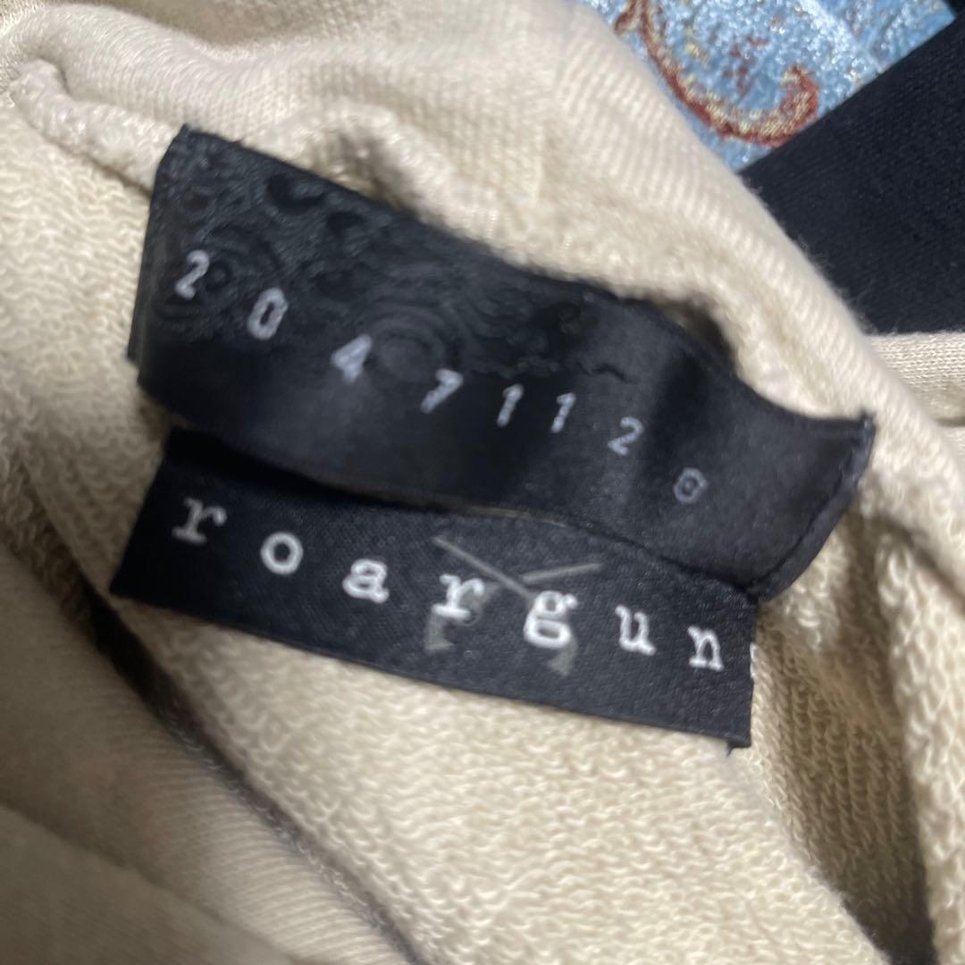 ROAR GUNS イラスト付きパーカー Mサイズ