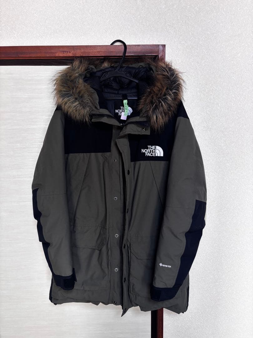 THE NORTH FACE マウンテンダウンコート Lサイズ　ニュートープ