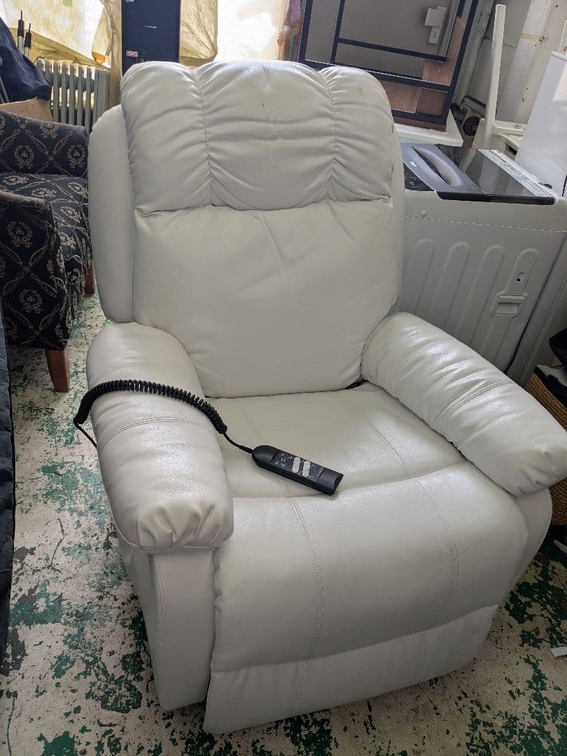 【引き取り限定】電動ラウンジチェア SHIFFON（シフォン）