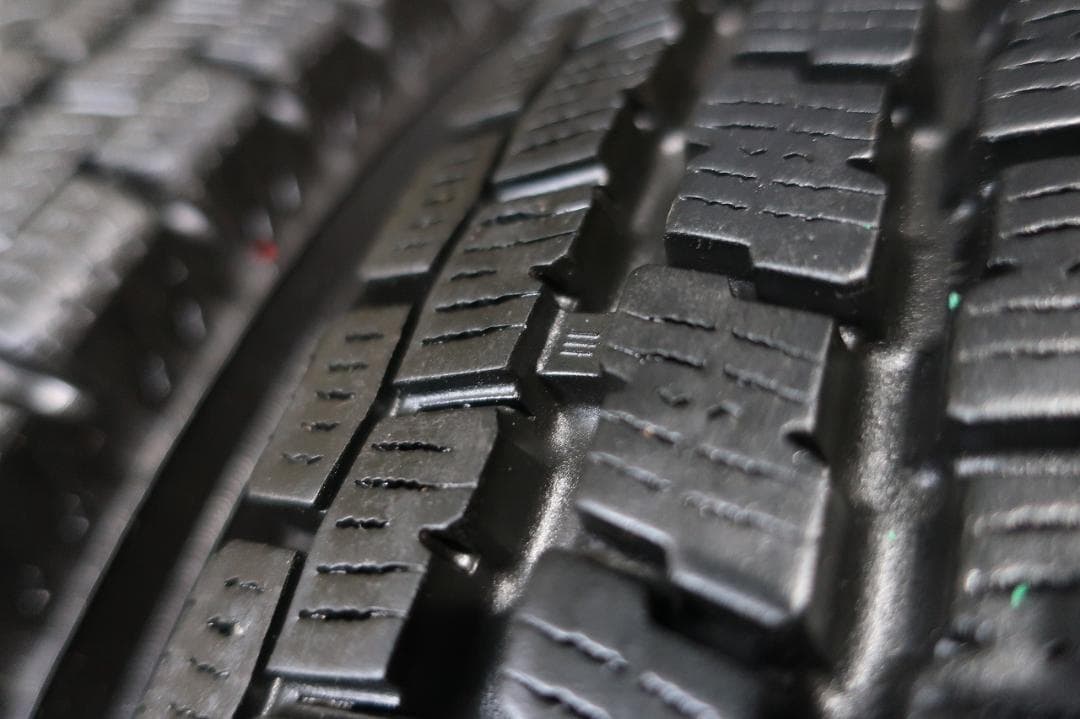 2021年 国産スタッドレス 155/80R14 LT トヨタ純正 プロボックス