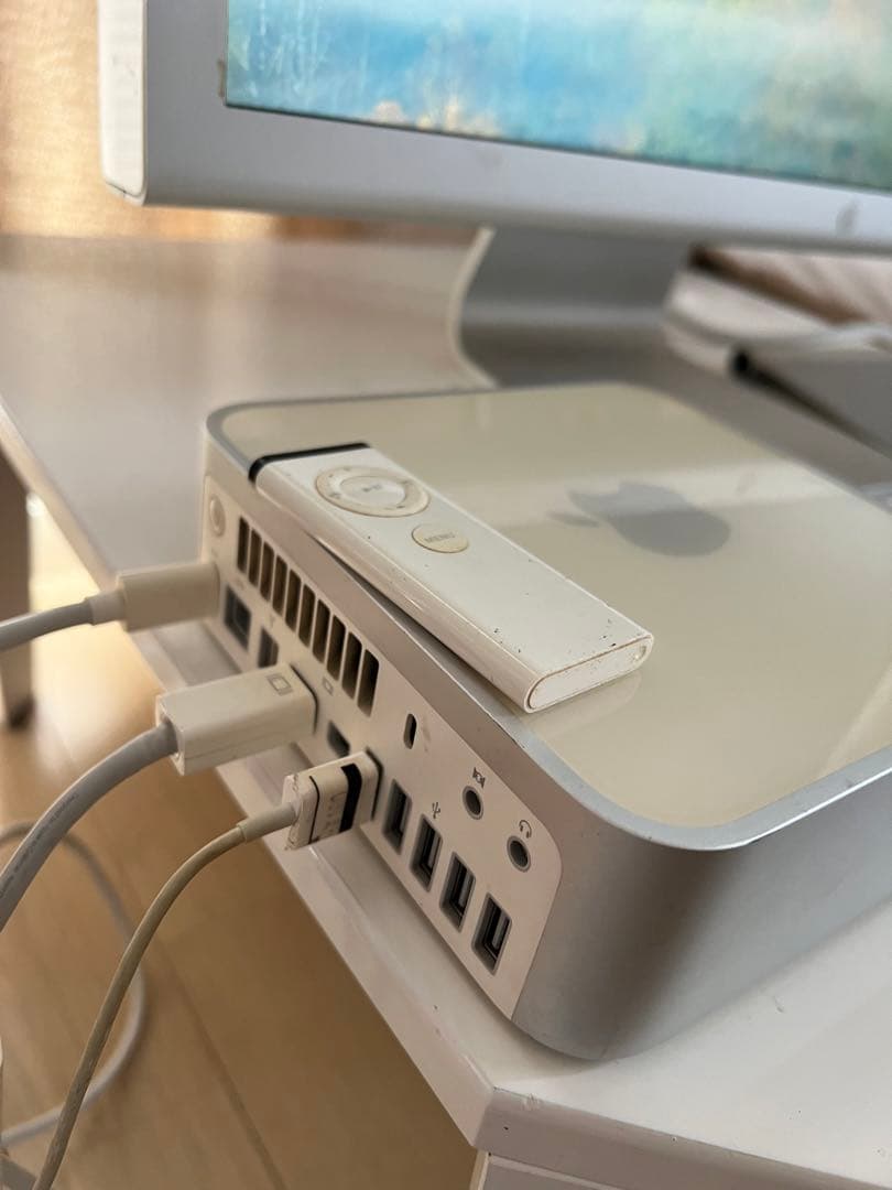 Macデスクトップ Mac Mini (2009)+ Apple Cinema HD Display