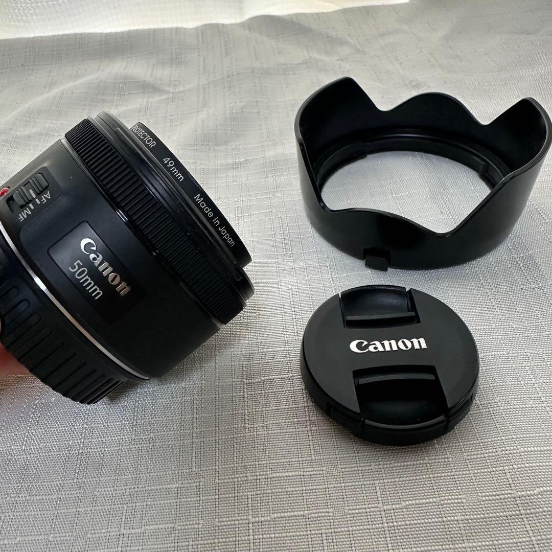 Canon EOS Kiss X9i カメラキット　ズームレンズ　単焦点レンズ