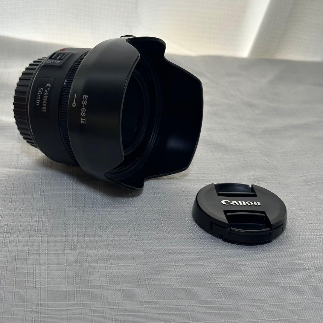 Canon EOS Kiss X9i カメラキット　ズームレンズ　単焦点レンズ