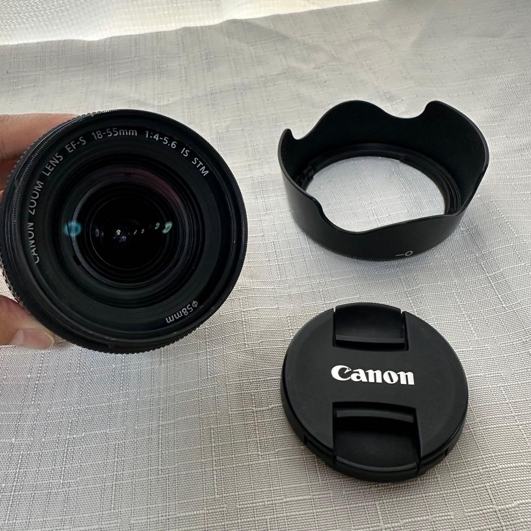 Canon EOS Kiss X9i カメラキット　ズームレンズ　単焦点レンズ