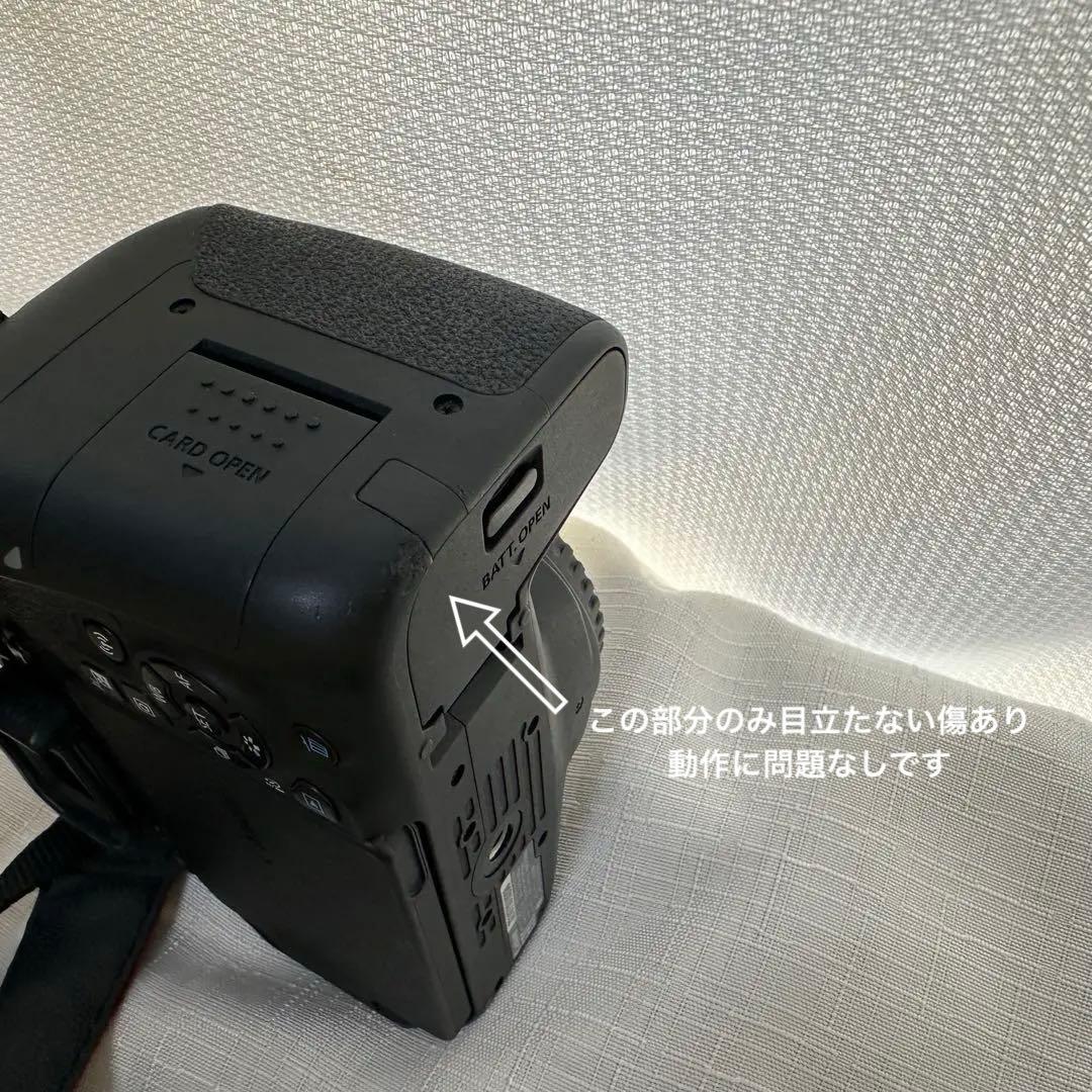 Canon EOS Kiss X9i カメラキット　ズームレンズ　単焦点レンズ