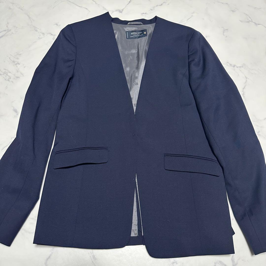 未使用級美品　ユナイテッドアローズ　レダ製生地　ノーカラーパンツスーツ　ネイビー