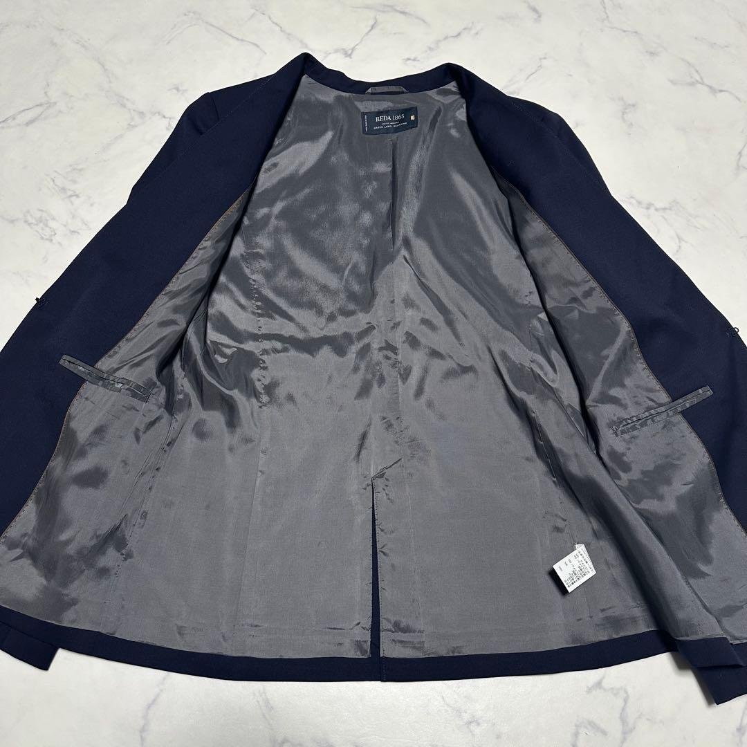 未使用級美品　ユナイテッドアローズ　レダ製生地　ノーカラーパンツスーツ　ネイビー