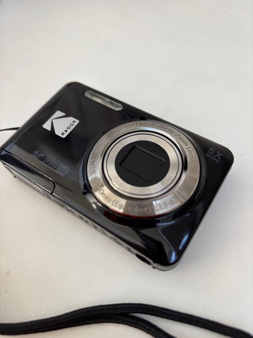 Kodak fz55コンパクトデジタルカメラ 黒【画面保護シール有】