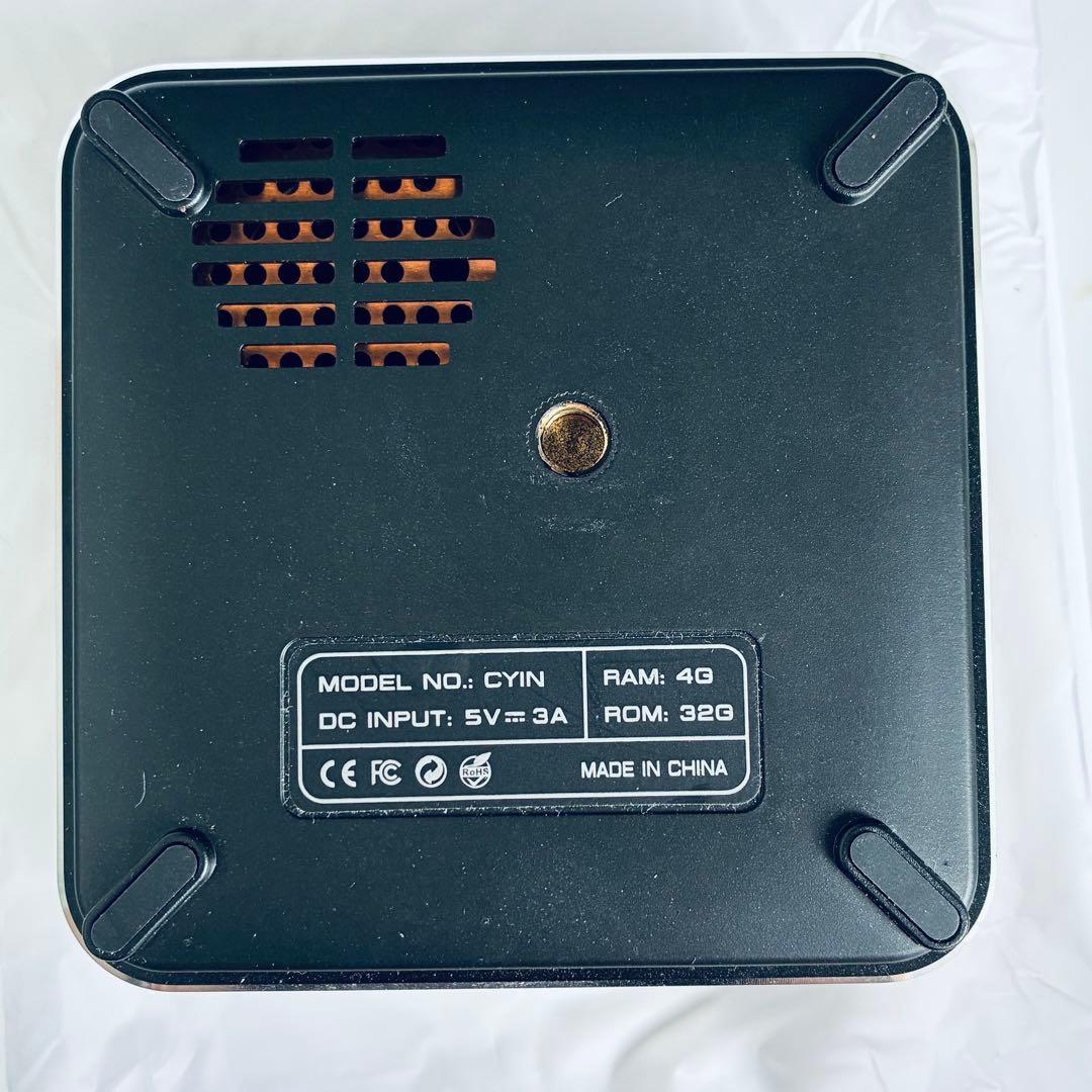 【非売品】CYIN超小型プロジェクター ホームシアター美品 黒Bluetooth