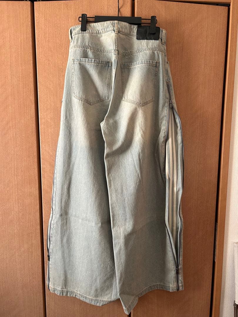 アディレニウム ジップ ウォッシュド デニム パンツ　サイズ32