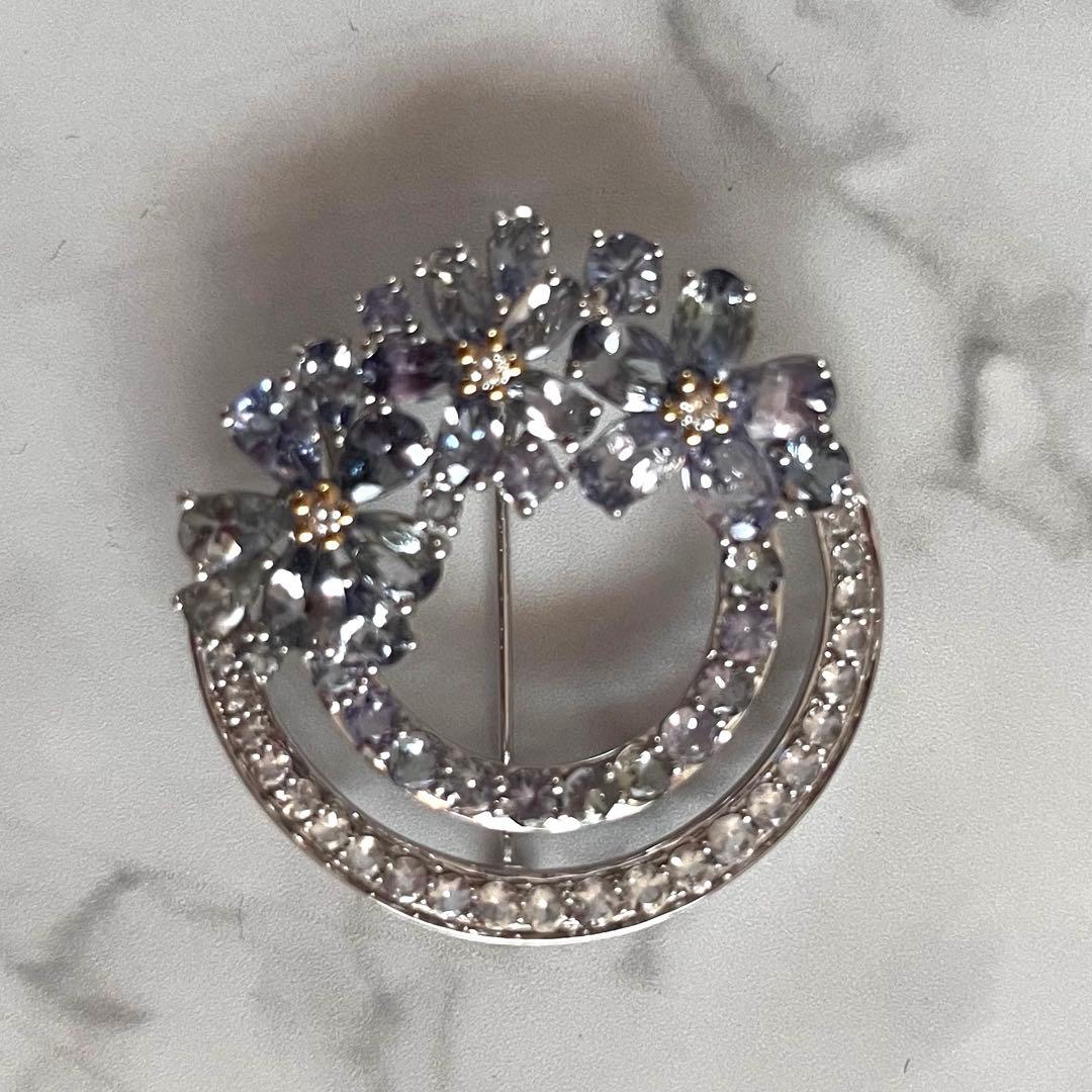 美品　GSTVタンザナイト×ダイヤSV950×K18 フラワーブローチ　刻印あり