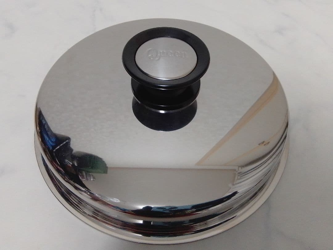 ☆未使用☆ Amway アムウェイ 中フライパン 片手鍋 クイーン