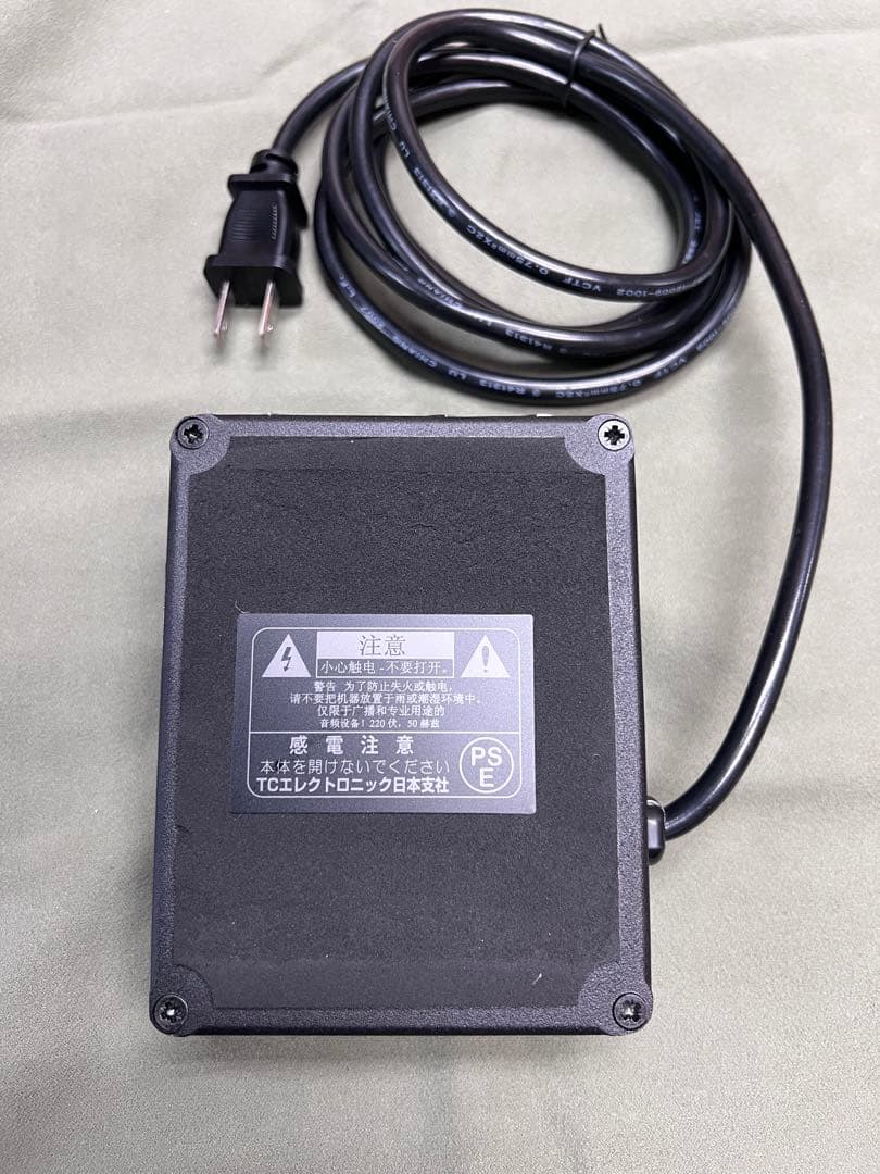 松本孝弘氏も使用　t.c. electronic CHORUS+ エフェクター