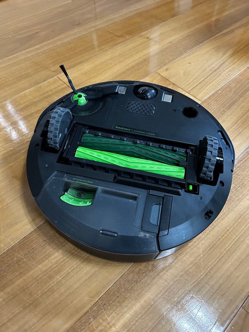 ルンバi3+ 黒 充電ドック付き