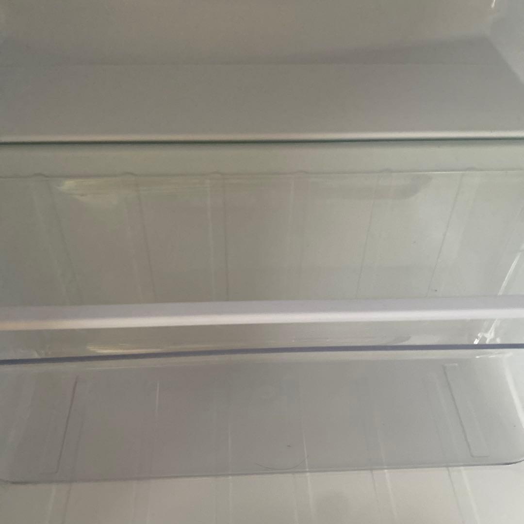 冷蔵庫　アクア