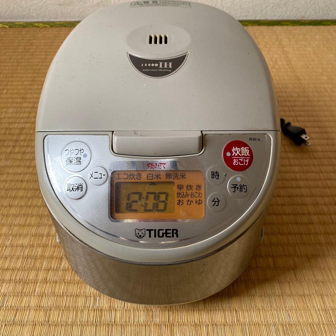 (匿名配送) タイガー　炊飯器　5.5合
