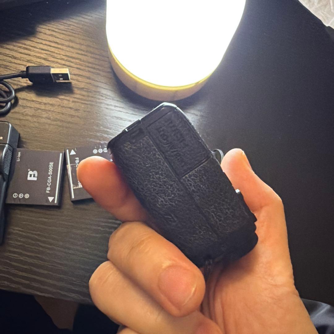 8500ショット　RICOH GR2 カメラ