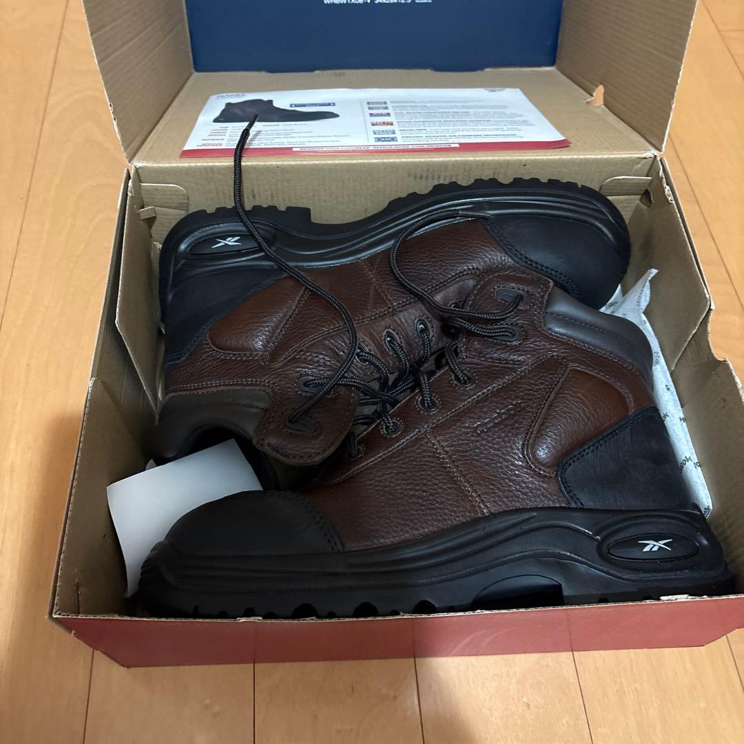 珍*様様 Reebok 安全靴 ブラウン