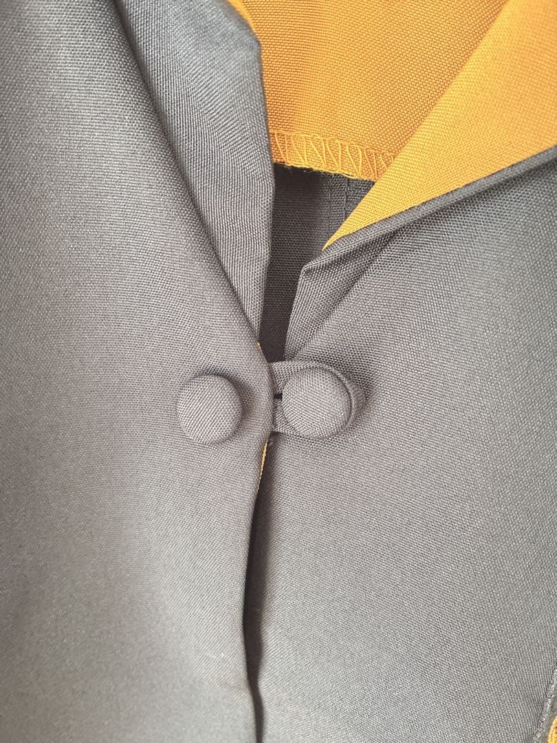 ハリー・ポッター グリフィンドール　ハッフルパフ　ローブ　Sサイズ