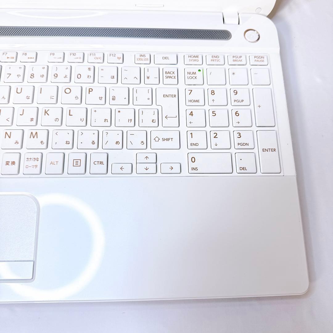 TOSHIBA Dynabook 新品SSD Windows11 初心者向け