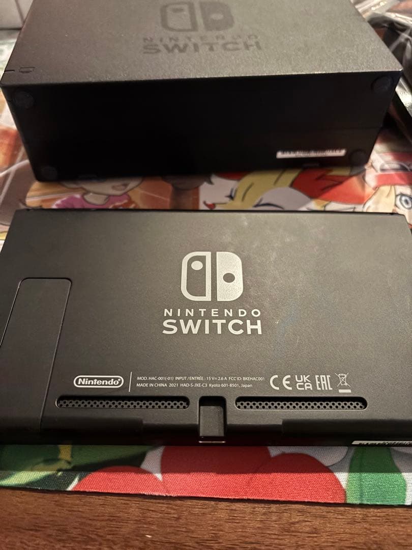 Nintendo Switch 本体 付属品付 初期版 動作不良なし 初期化済み