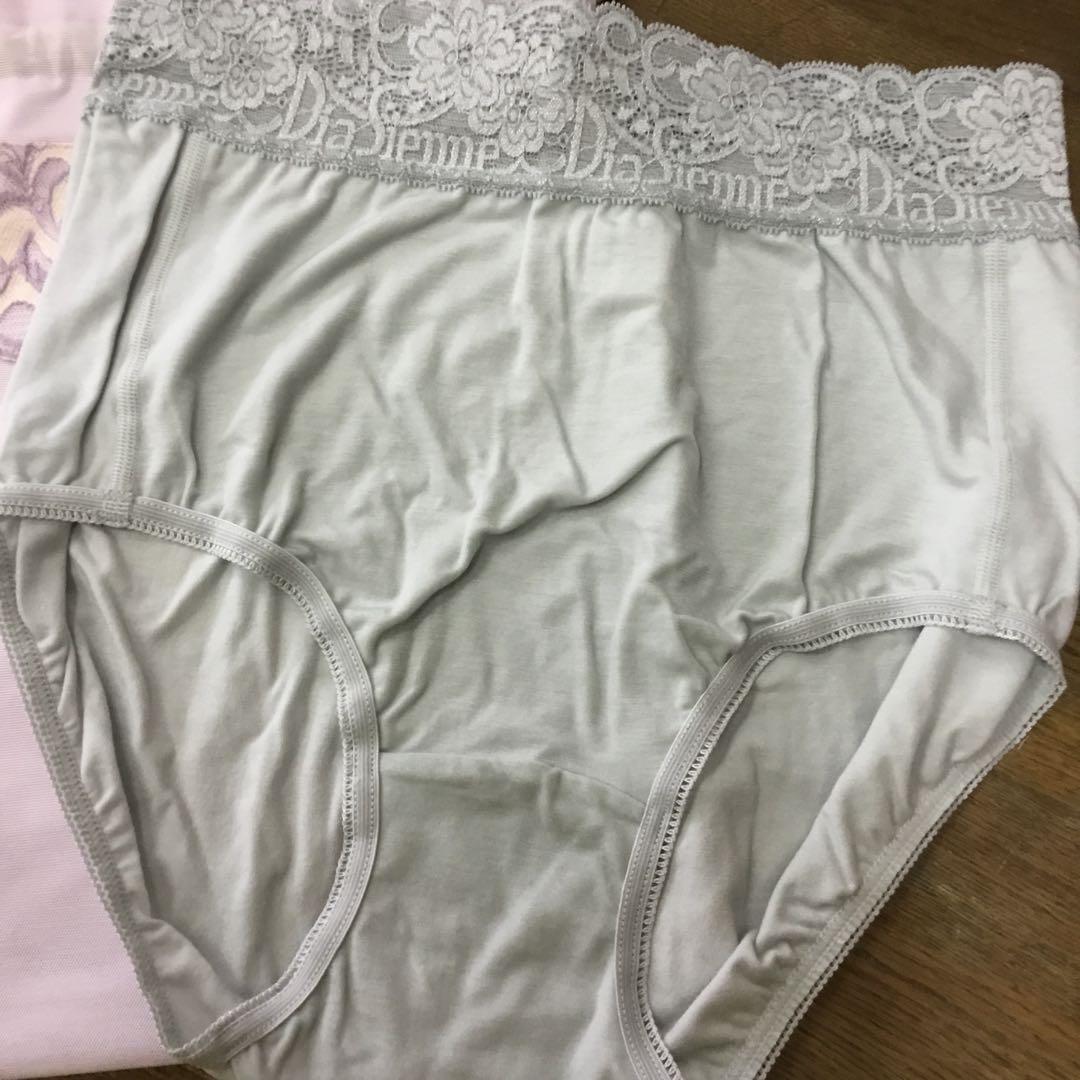 三色ショーツポーチ付き