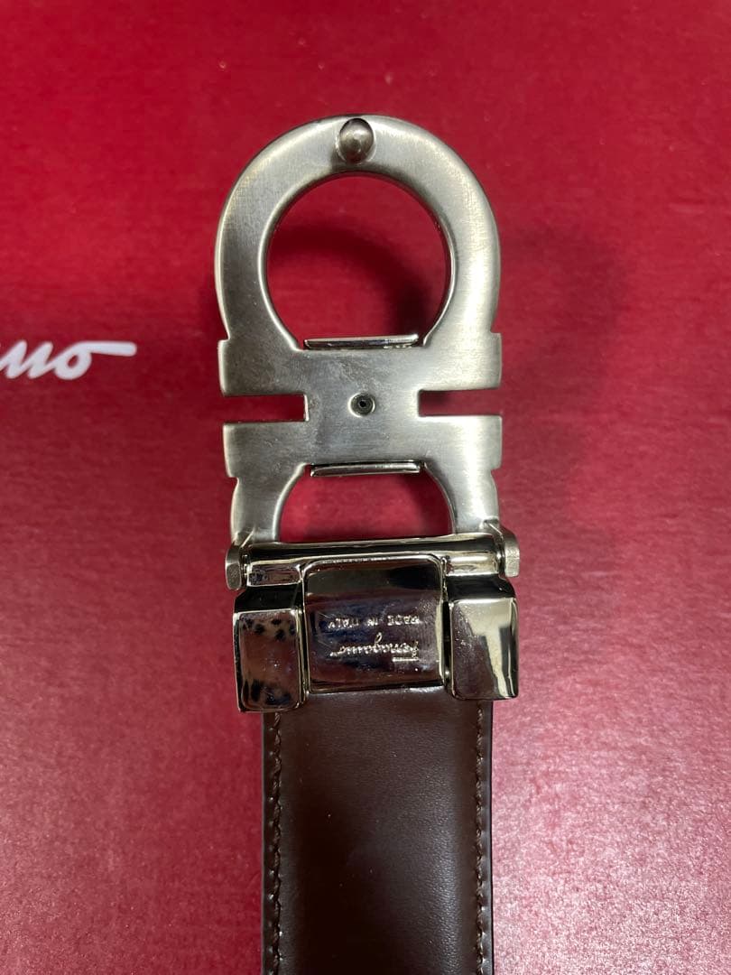 フェラガモ　メンズ　ベルト