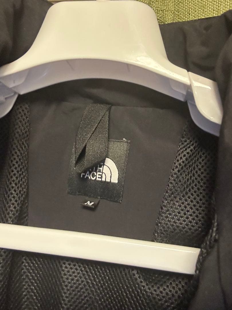 THE NORTH FACE ブラック マウンテンパーカー　ナイロンジャケット