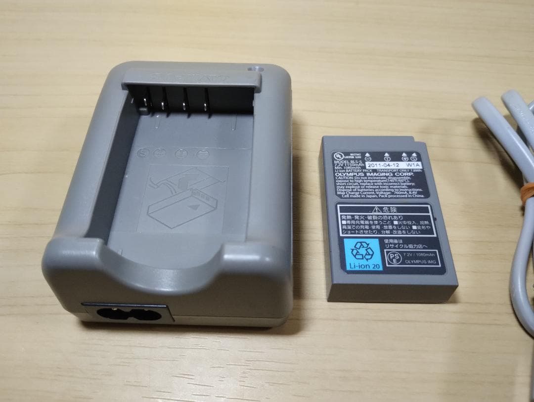 ✨スタイリッシュ✨ OLYMPUS PEN Lite E-PL2 レンズキット