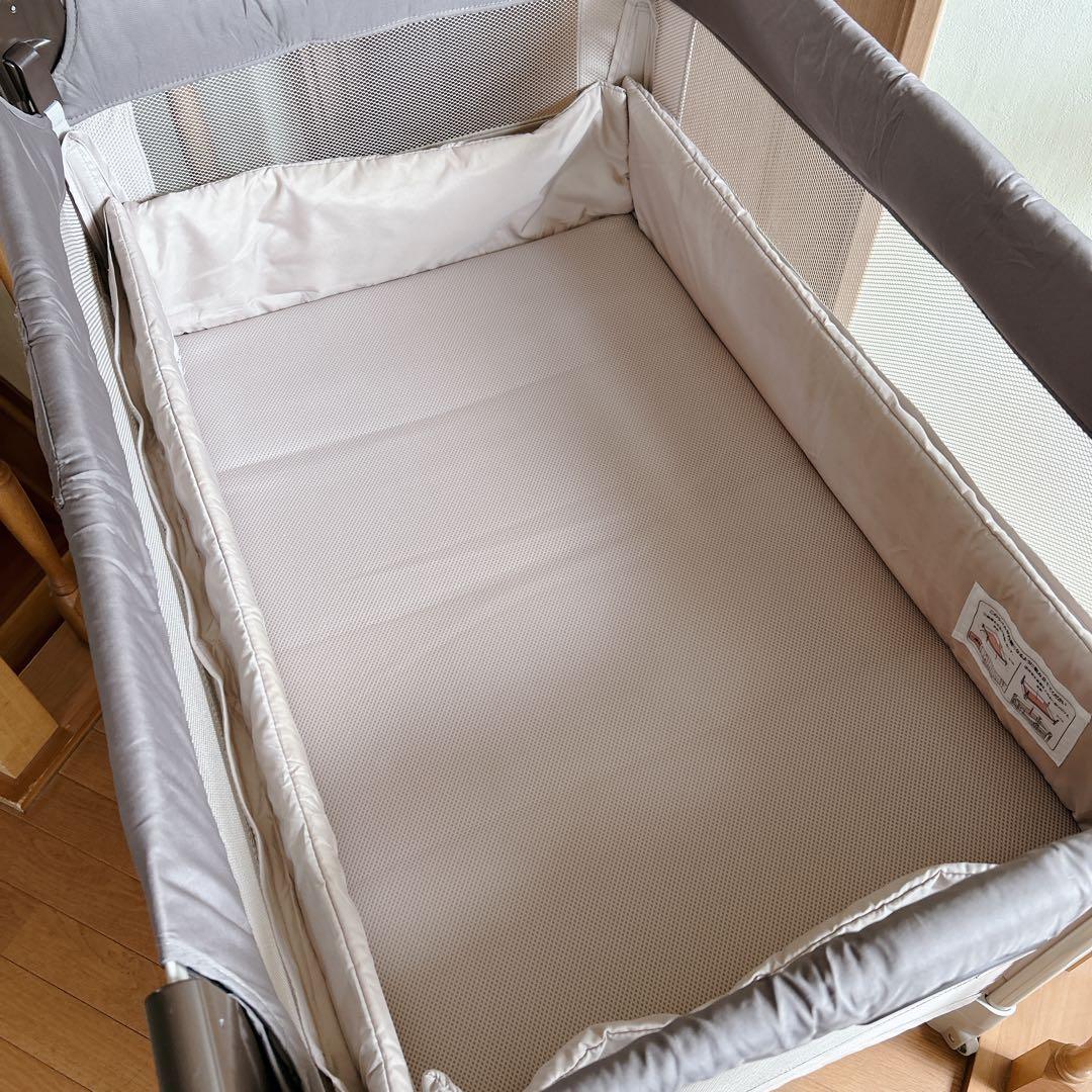 美品 Арrіса アップリカ ココネルエアー 品番66047 ベージュ グレー