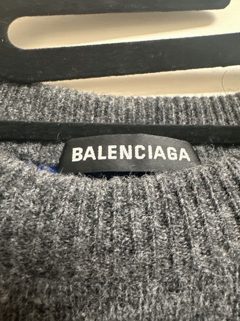 BALENCIAGA ロゴニット