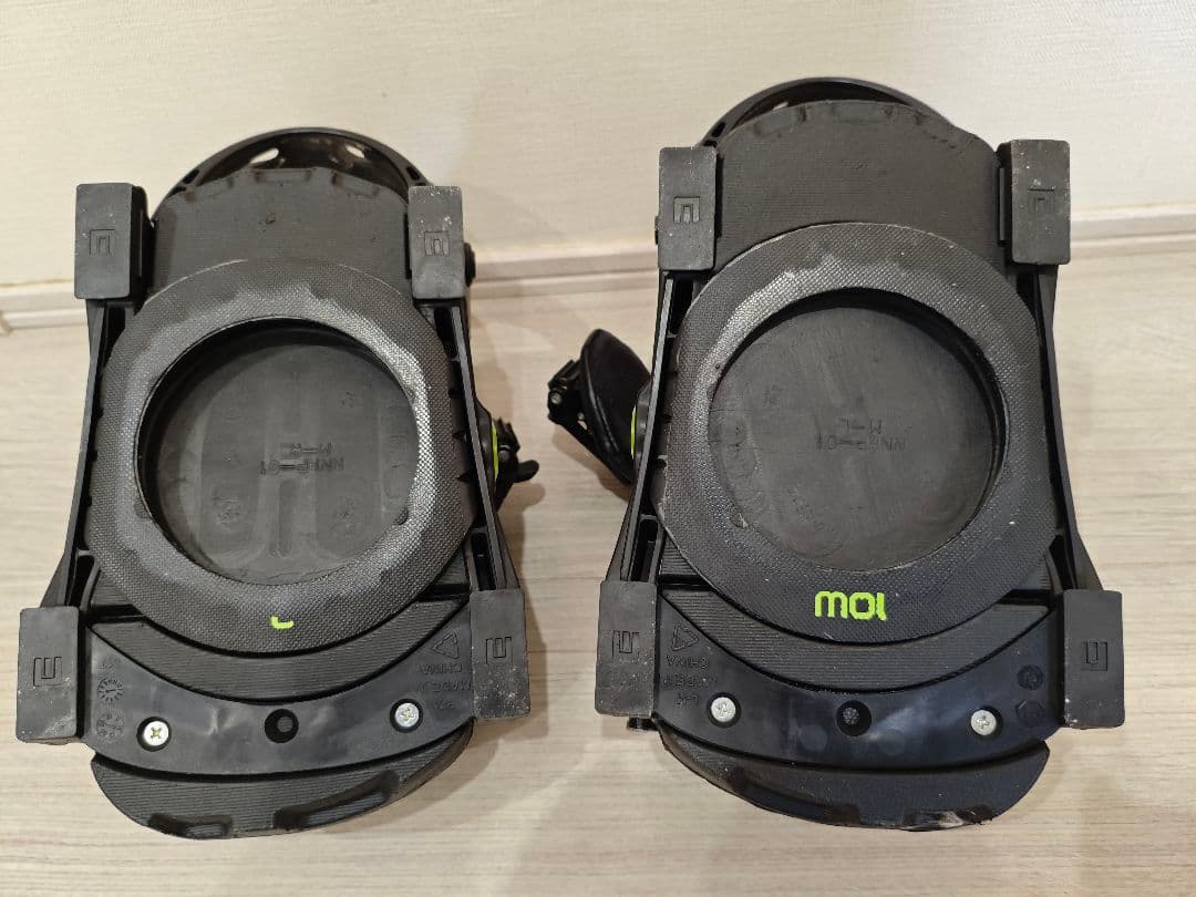 NOW ipo Mスノーボードビンディング バインディング