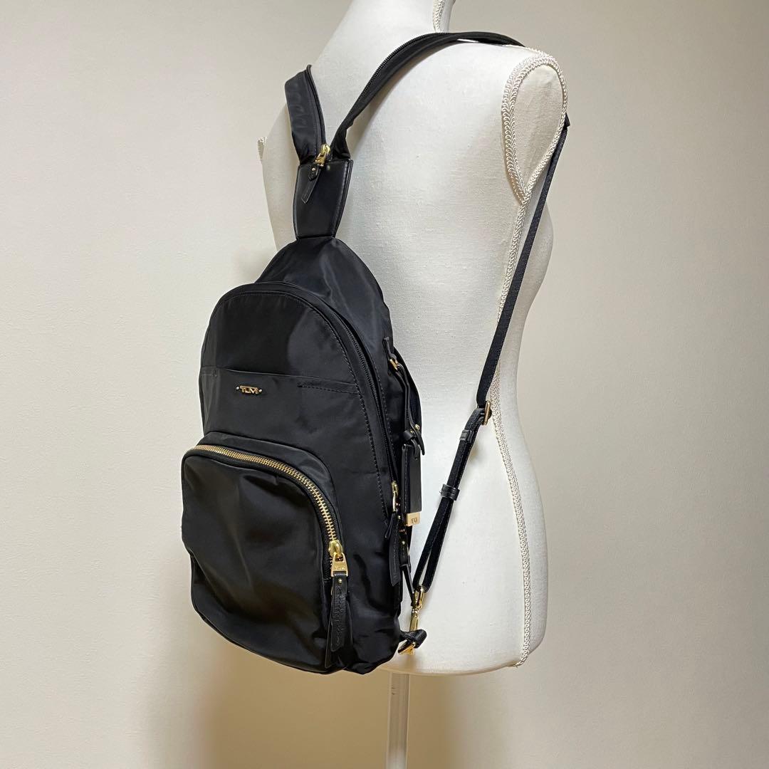 美品✨トゥミ ナイロンクロスボディバッグ ミニリュック レディース TUMI