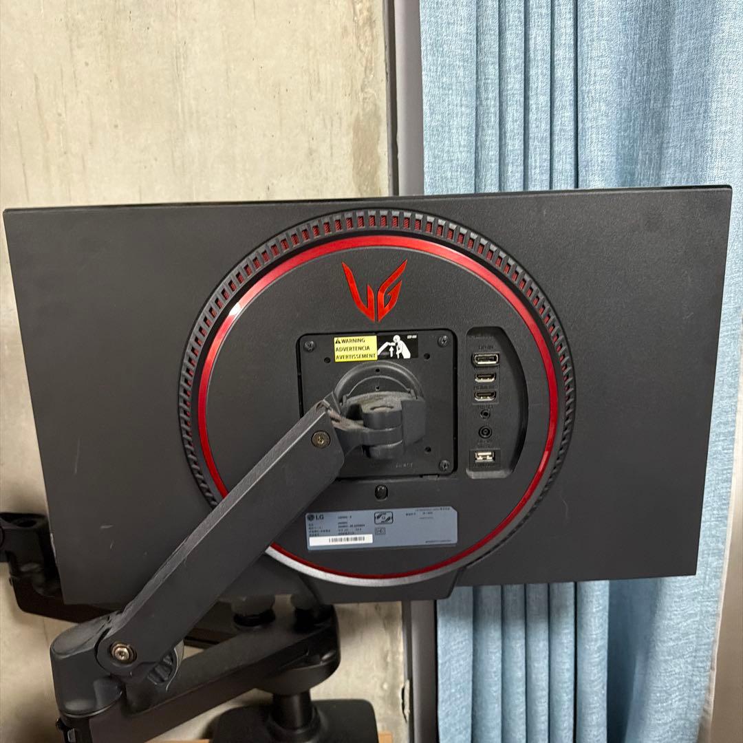 LG 27GN650-B ゲーミングモニター 本体