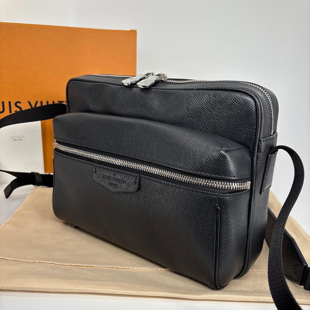 新品未使用 ルイヴィトン タイガ アウトドア メッセンジャー ショルダーバッグ