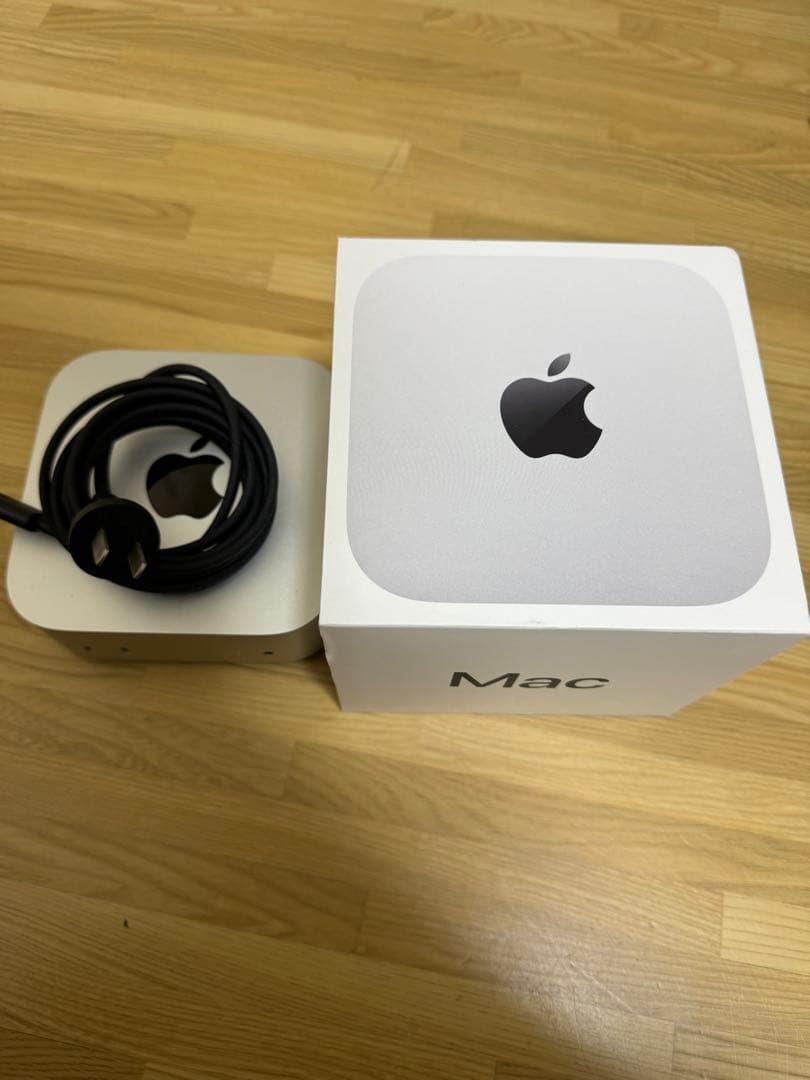 Apple Mac mini シルバー M4 10+10 16G 256G