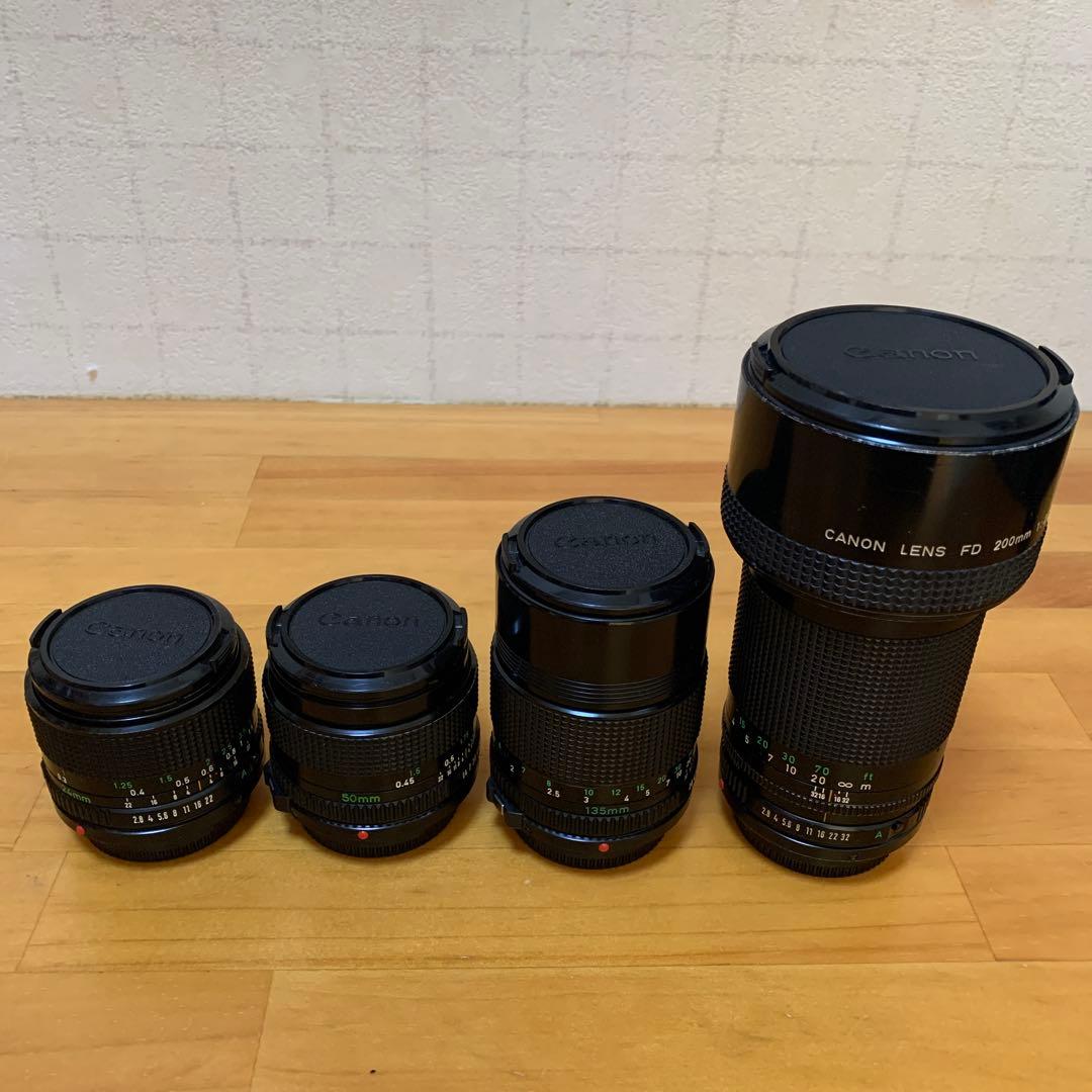 【ジャンク扱い】フィルムカメラ Canon NEW F-1、レンズ4本、他
