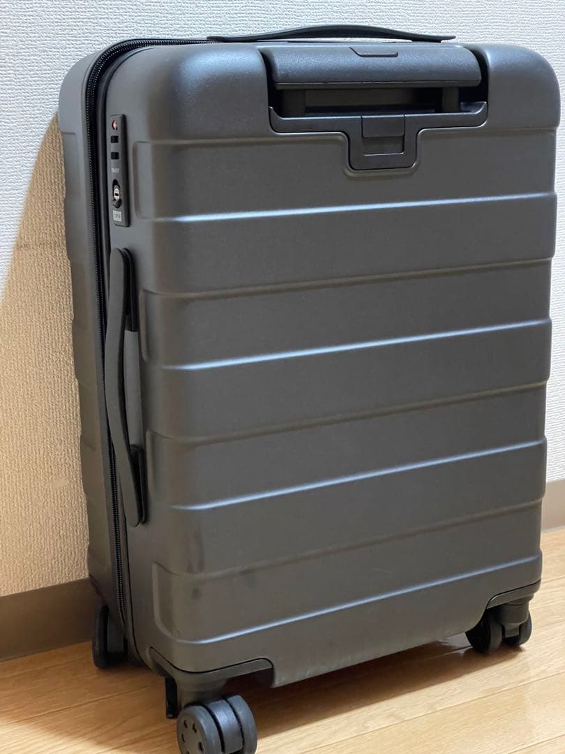 無印良品　ハードキャリーケース （36L）　ダークグレー　MUJI