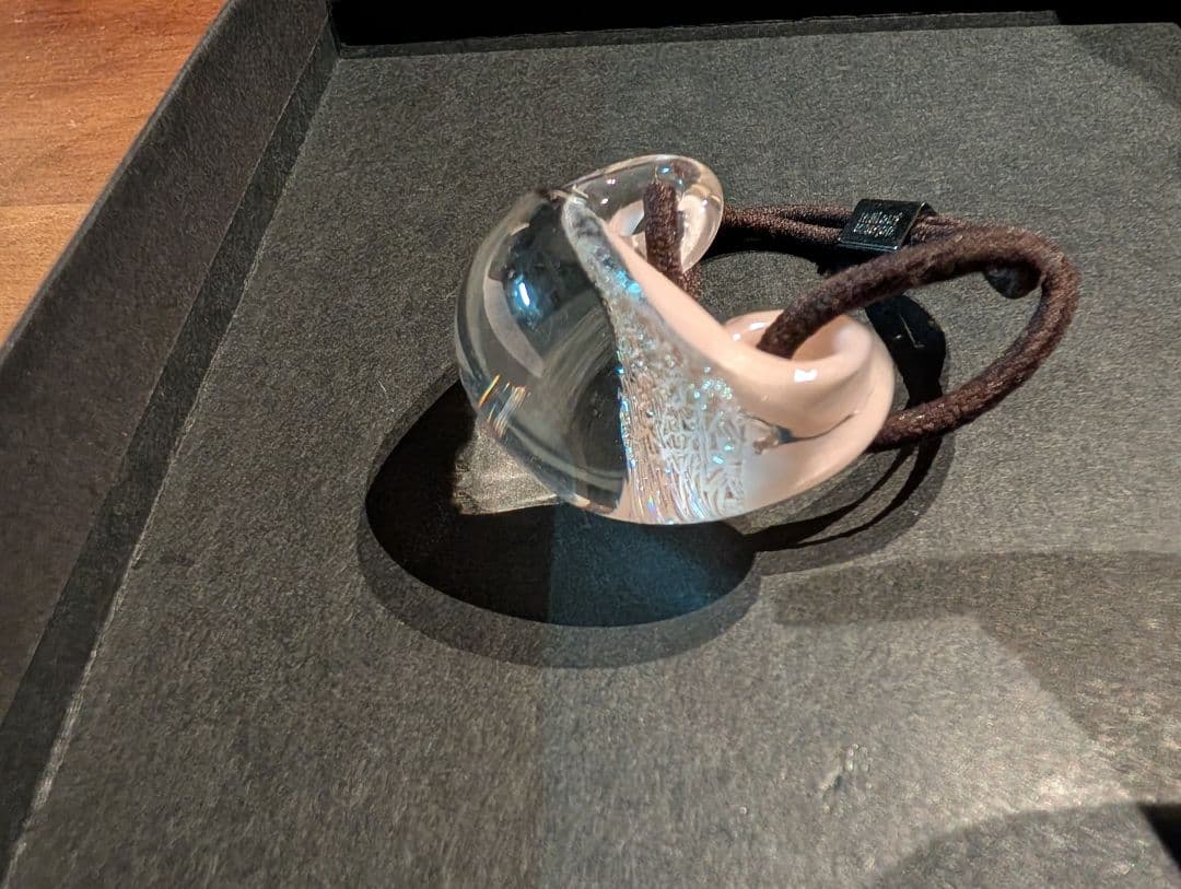 コレットマルーフ　グラスポニー　ホロ入り桜色