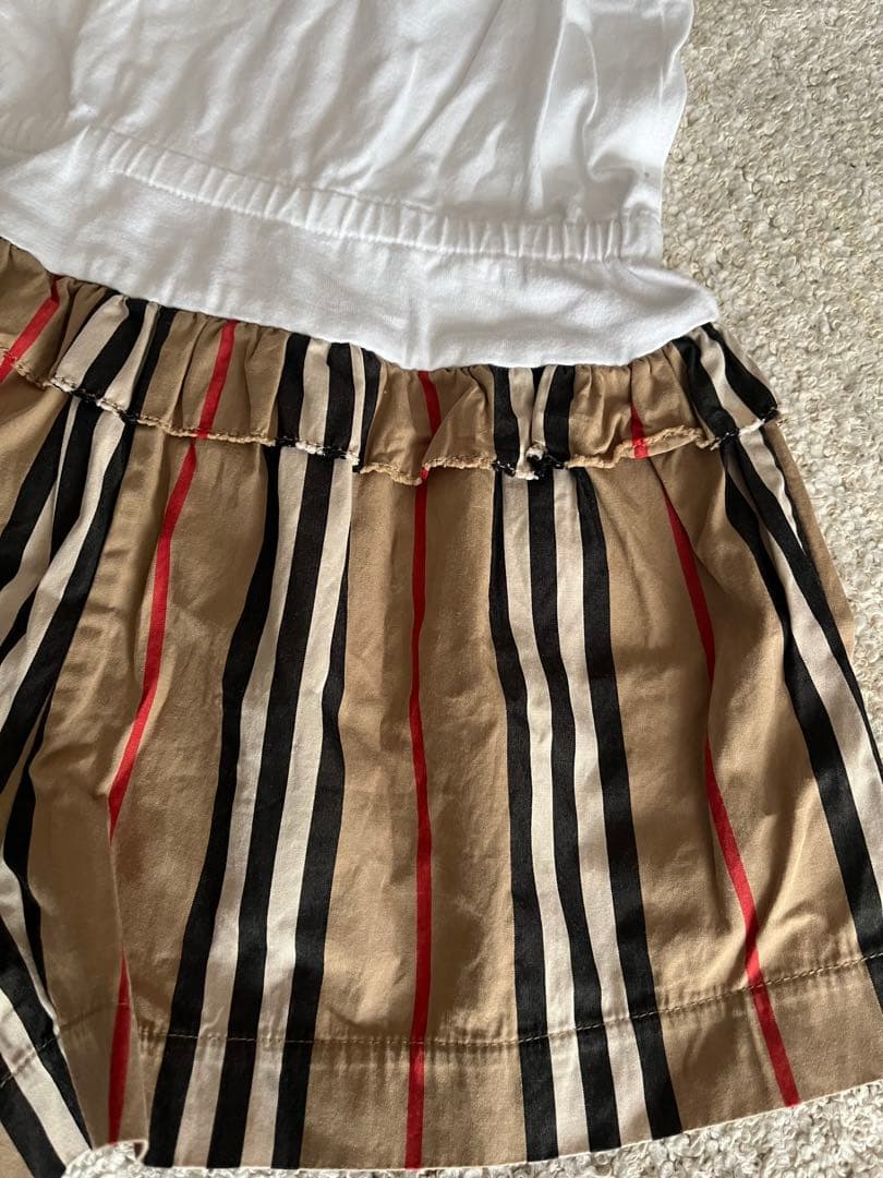 バーバリー　ロンパース　ベビー　90