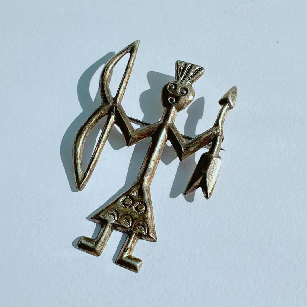【J133】ヴィンテージ　ナバホ族　シルバー 　ピン ブローチ