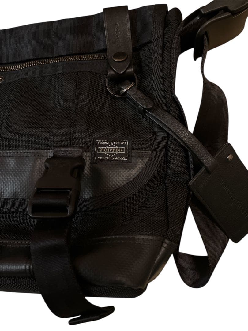 美品　PORTER HEAT ショルダーバッグ　黒　ブラック　吉田カバン