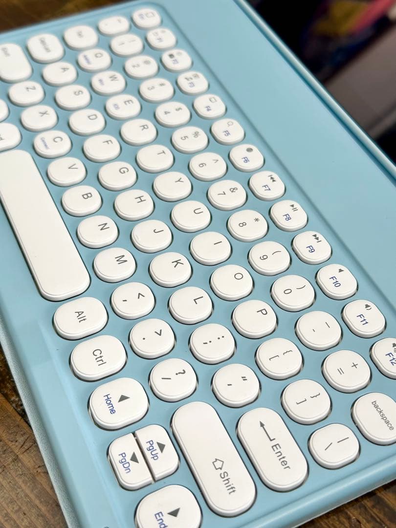 iPad Air 10.9 256GB 2022 第5世代 カバー新品フィルム付