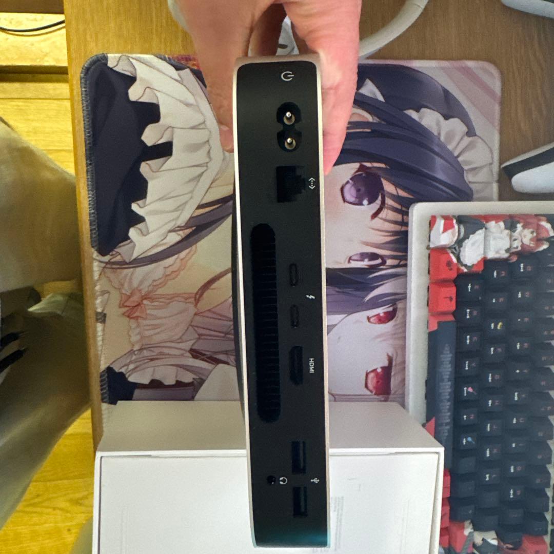 「中古品」Mac mini (M2 2023)8GB 256GB