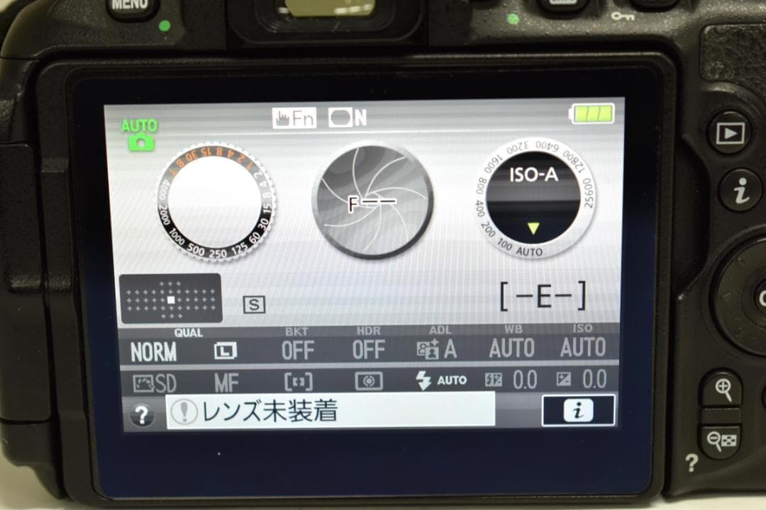 Nikon D5600 ダブルズームレンズキット デジタル 一眼レフカメラ
