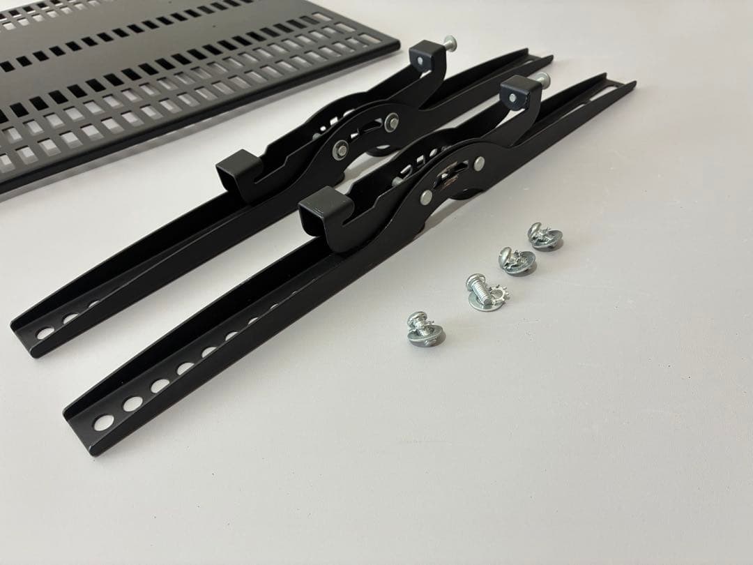 【中古品】テレビ壁掛け金具 TVセッター壁美人 TI200 Mサイズ