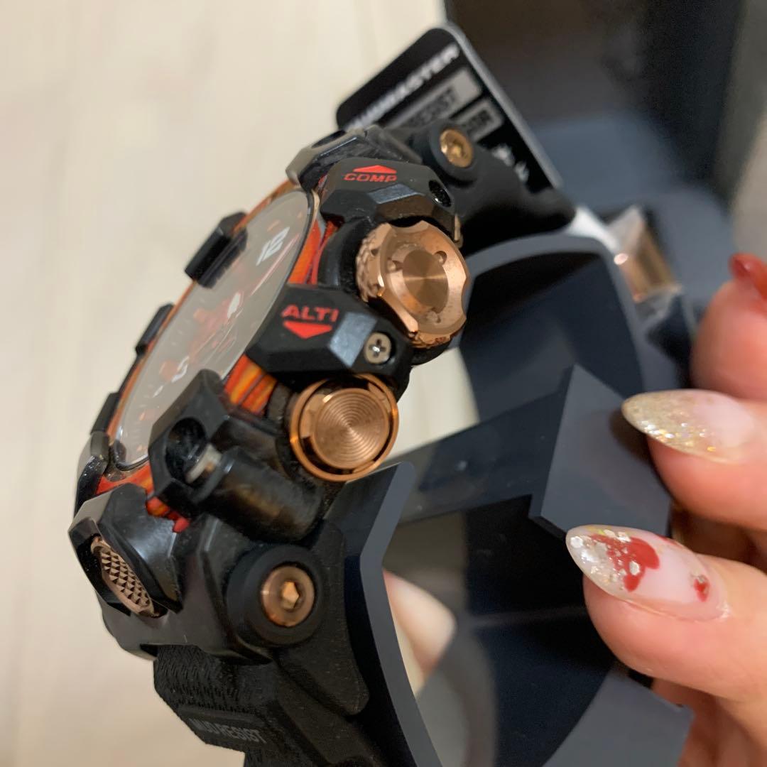 【未使用】G-SHOCK GWG-2040FR フレアレッド