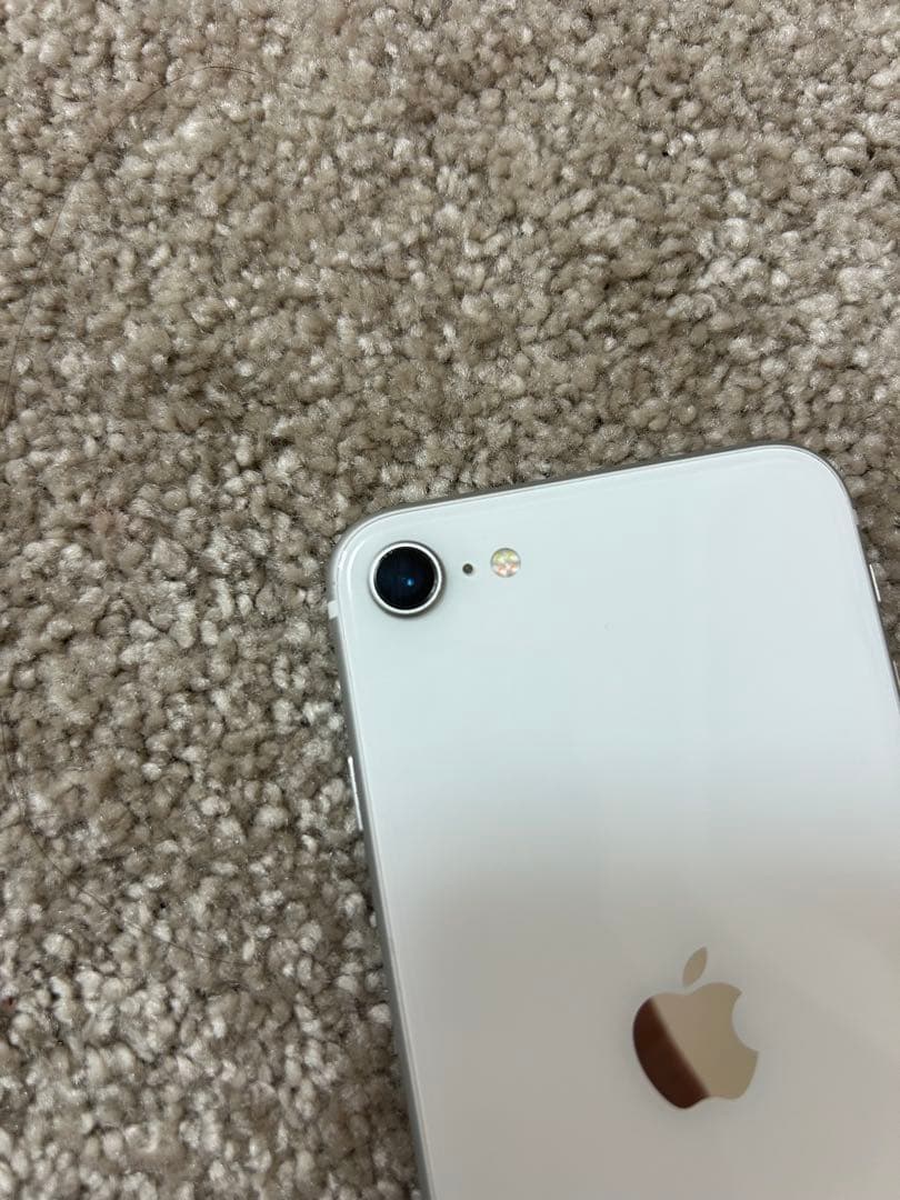 iPhone SE(第2世代) SIMフリー 64GB ※ホームボタン故障