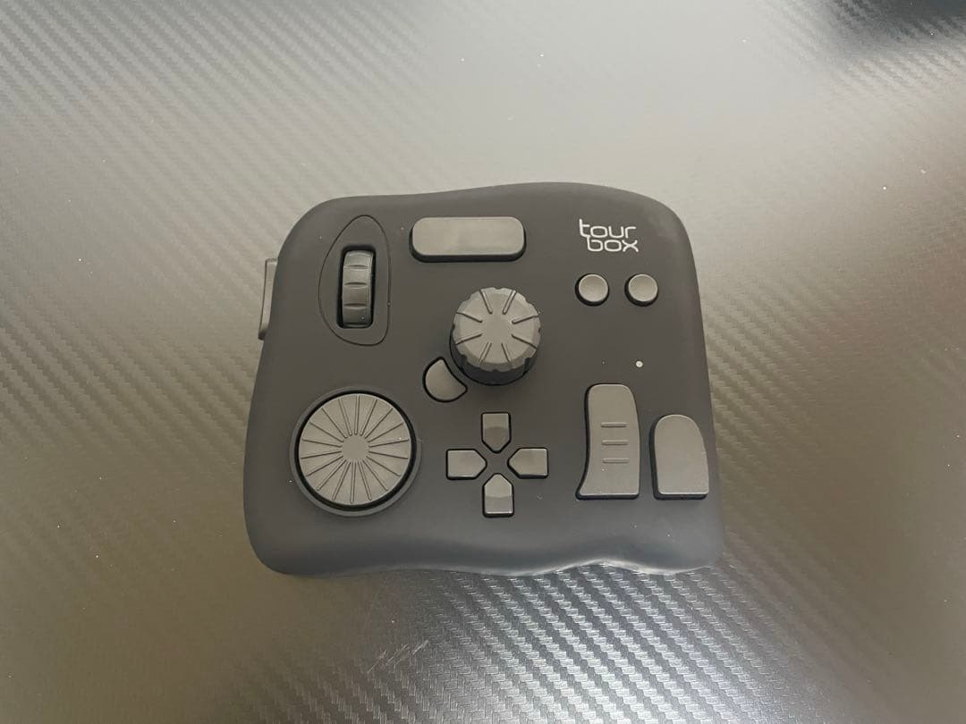 TourBox NEO ブラック　ケース付き