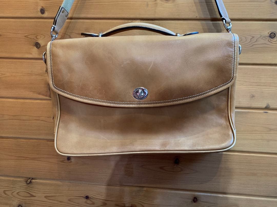 【美品】オールドコーチ　レザーショルダーバッグ